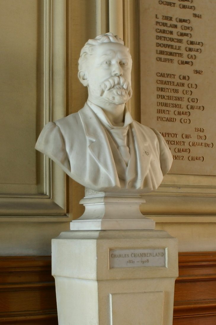 Charles%20Chamberland%27s%20bust%2C%20Institut%20Pasteur%20-%2002.JPG